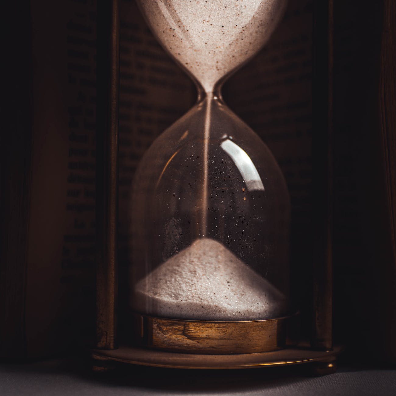 sands of an hourglass